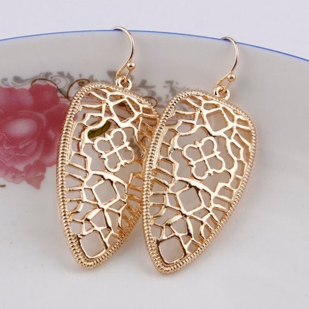Rose Gold Teardrop Filigree Dangle Earrings NEW